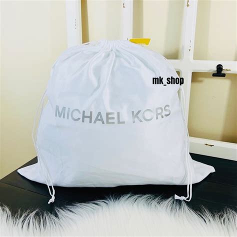 do michael kors bags come with dust bag|Michael Kors dust bag small.